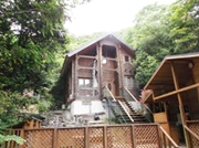 兵庫県加東市平木のログハウス　サウナ小屋、露天風呂有り